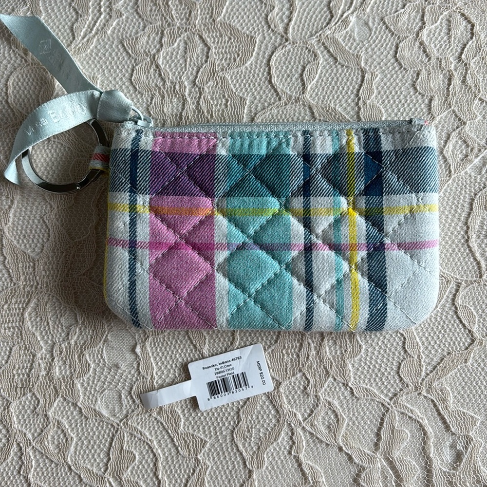 Vera Bradley Zip ID case pastel plaid